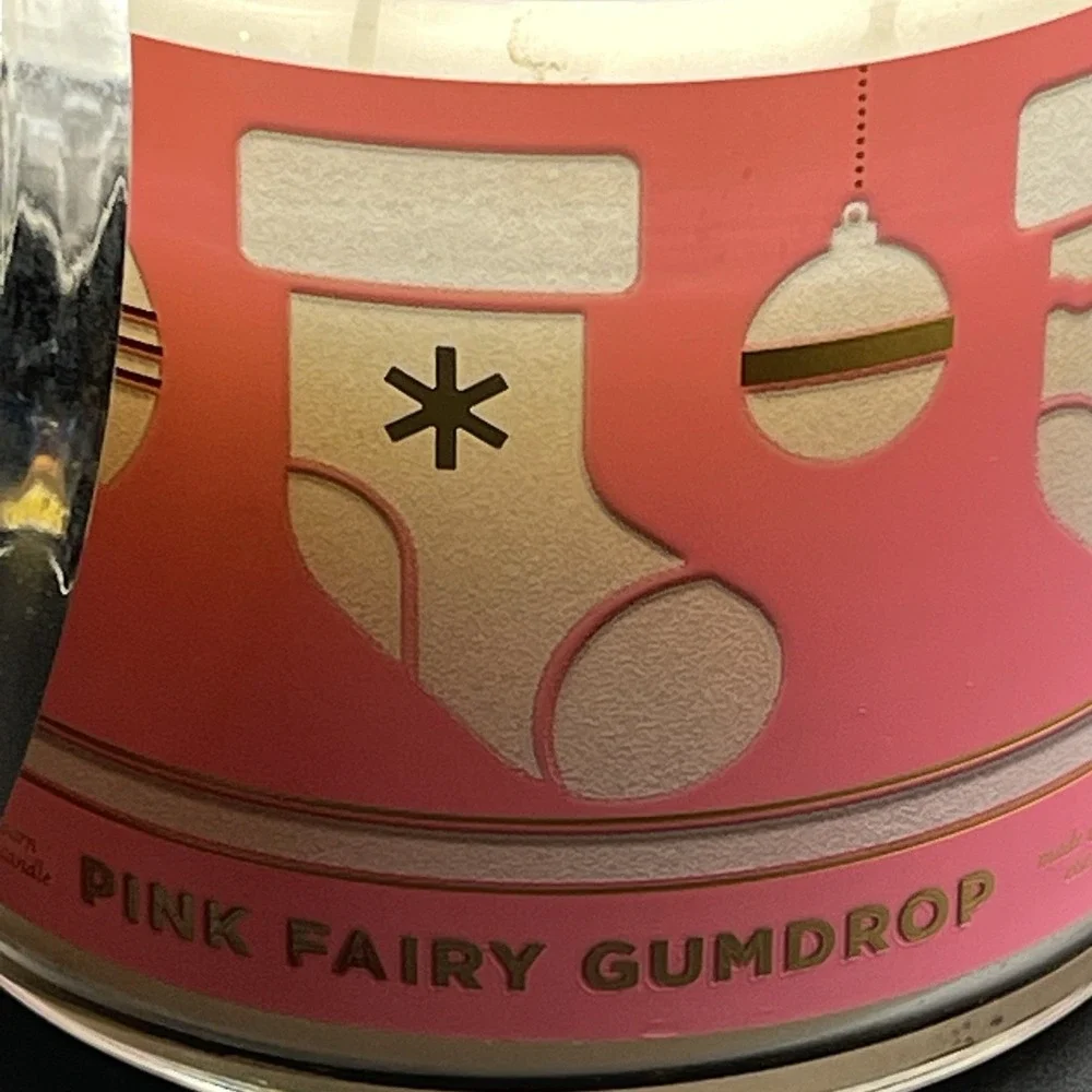 Bath‎ & Body Works Pink Fairy Gumdrop 3 Wick Candle 14.5 oz White Barn - Picture 3 of 6